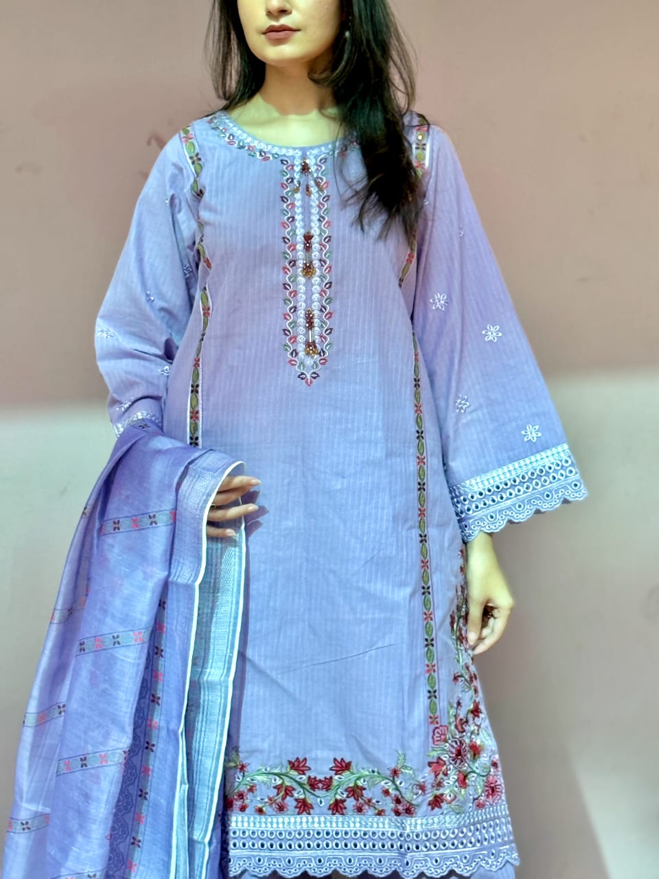3 Piece – Viscose Thread Embroided