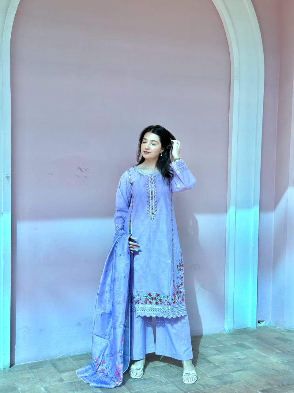 3 Piece – Viscose Thread Embroided