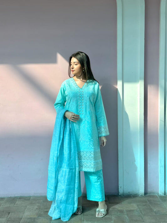 3 Piece – White Viscose Embroidered Suit