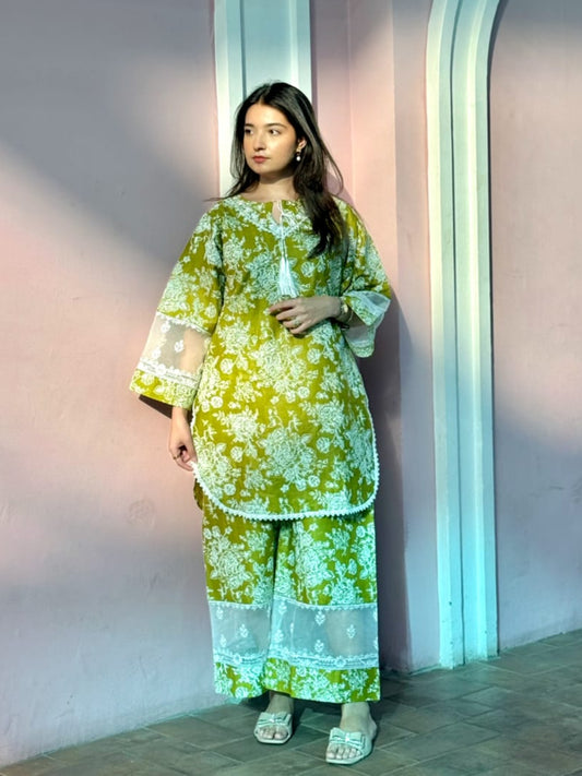 2 Piece – White Block Print